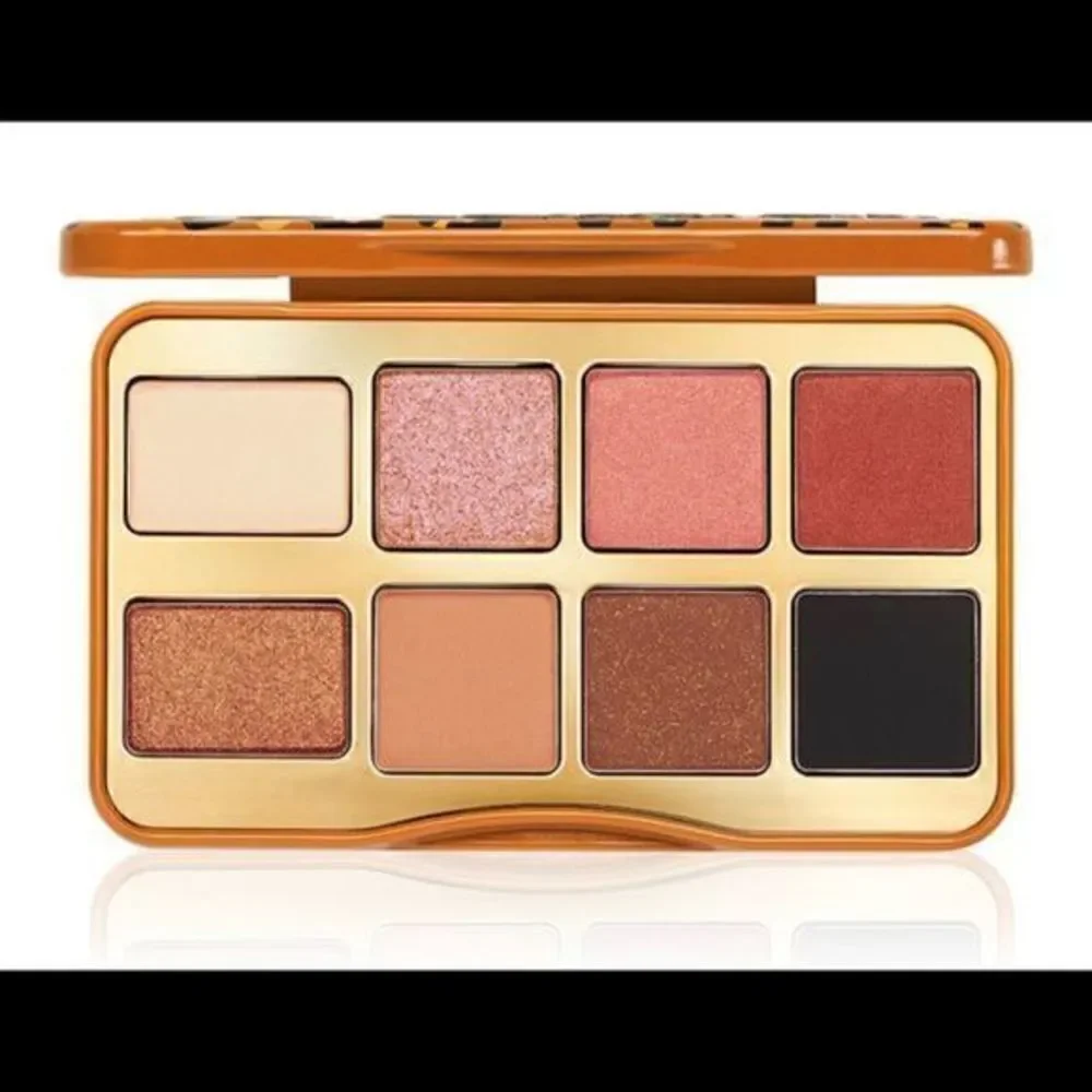 Too Faced-Kitty Likes To Scratch Eye Shadow Palette BNIB
